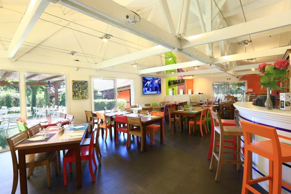 ibis Styles Aix-en-Provence Mas des Oliviers